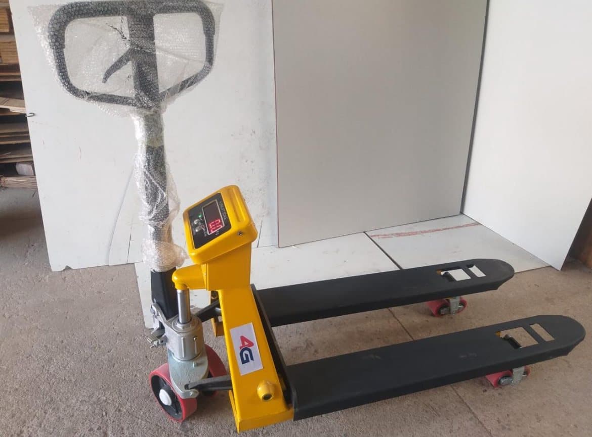 Weighing Scale Pallet Truck — photo 1 of 2